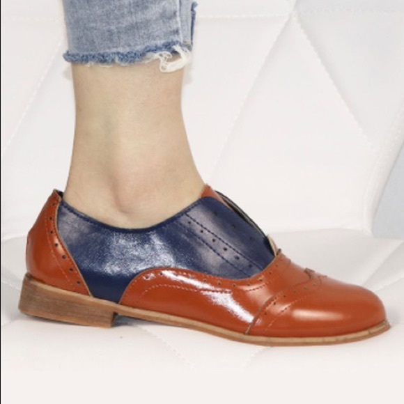 Pointe Boutique Shoes - NWT Slip On Brogue Oxfords - Faux Leather - Navy